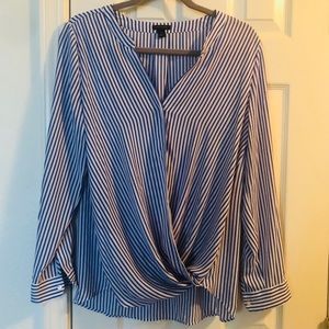 Ann Taylor long sleeves surplice top
